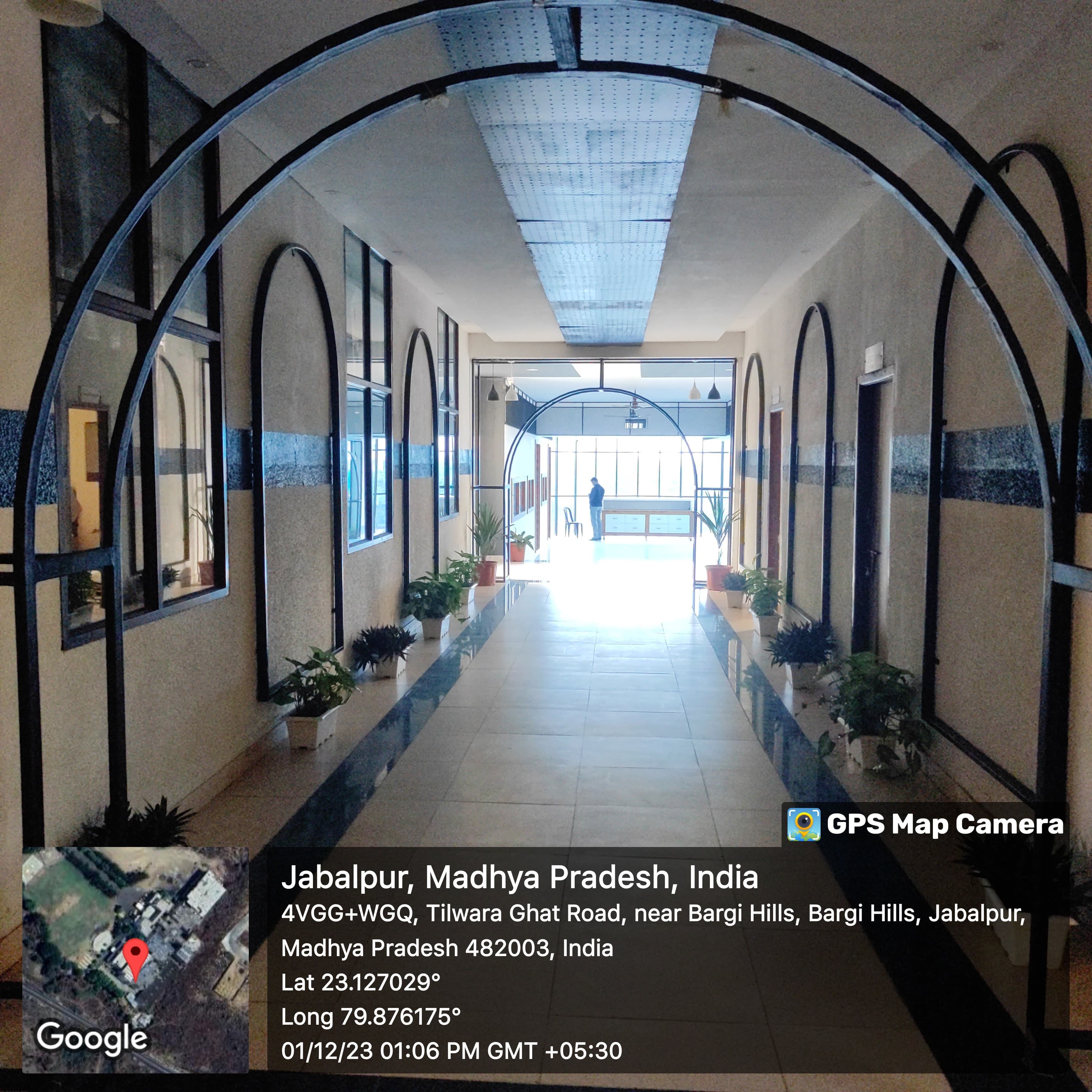 img-gallery
